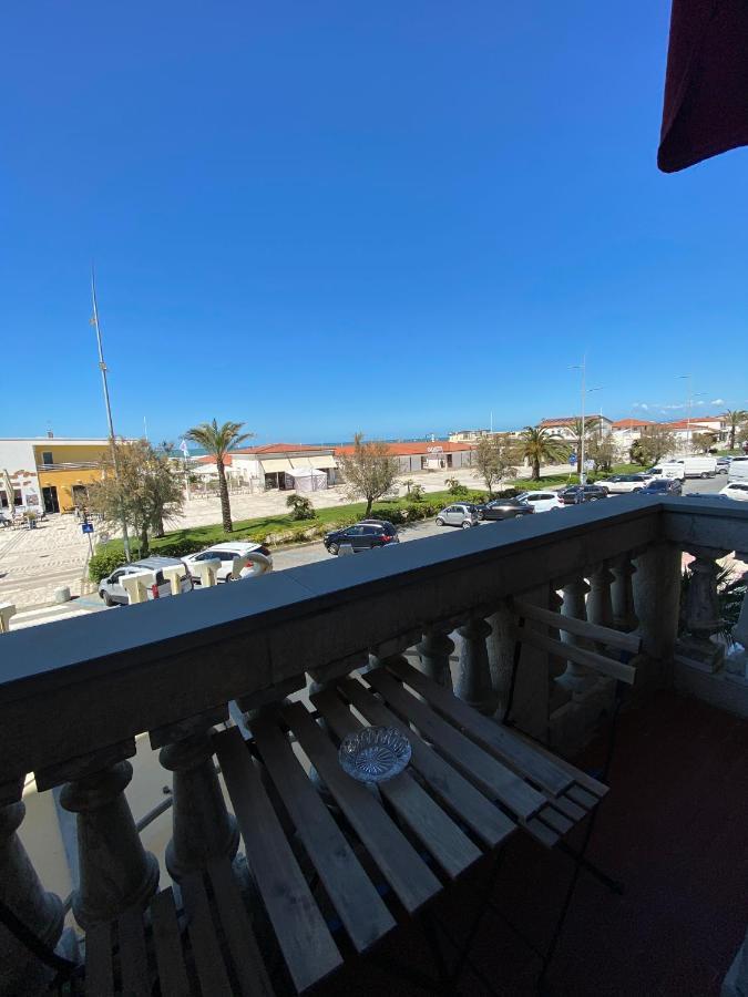 Alba Sul Mare Hotell Lido di Camaiore Eksteriør bilde