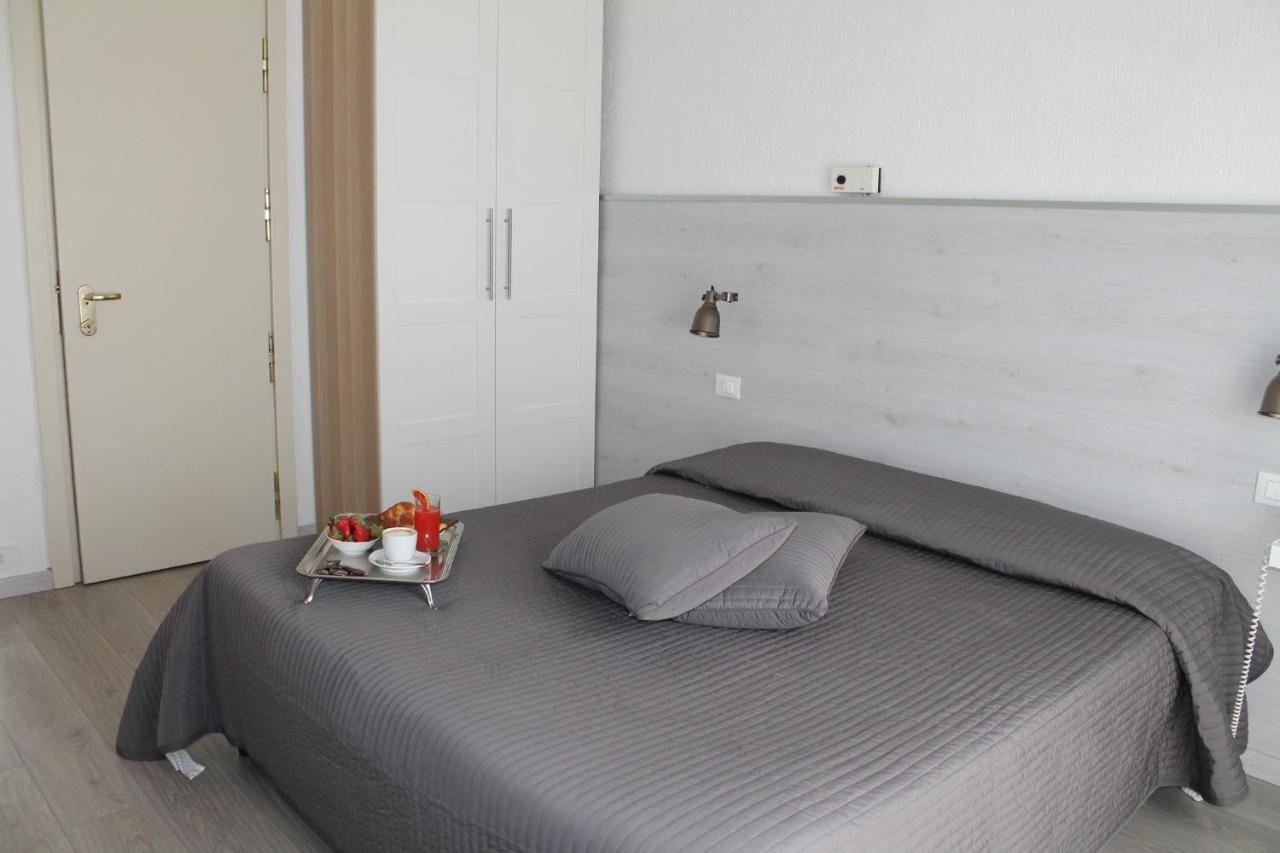 Alba Sul Mare Hotell Lido di Camaiore Eksteriør bilde