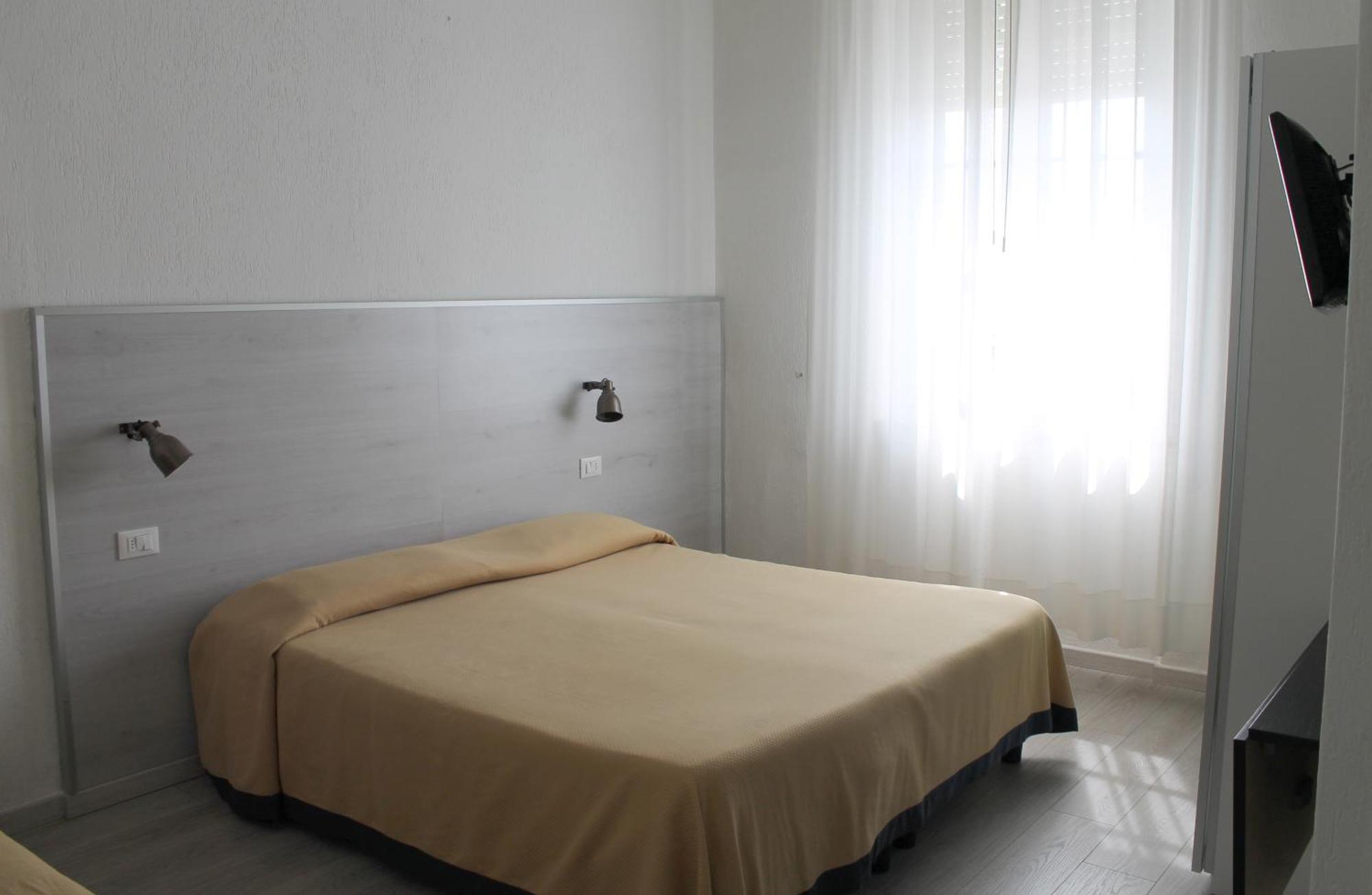 Alba Sul Mare Hotell Lido di Camaiore Rom bilde