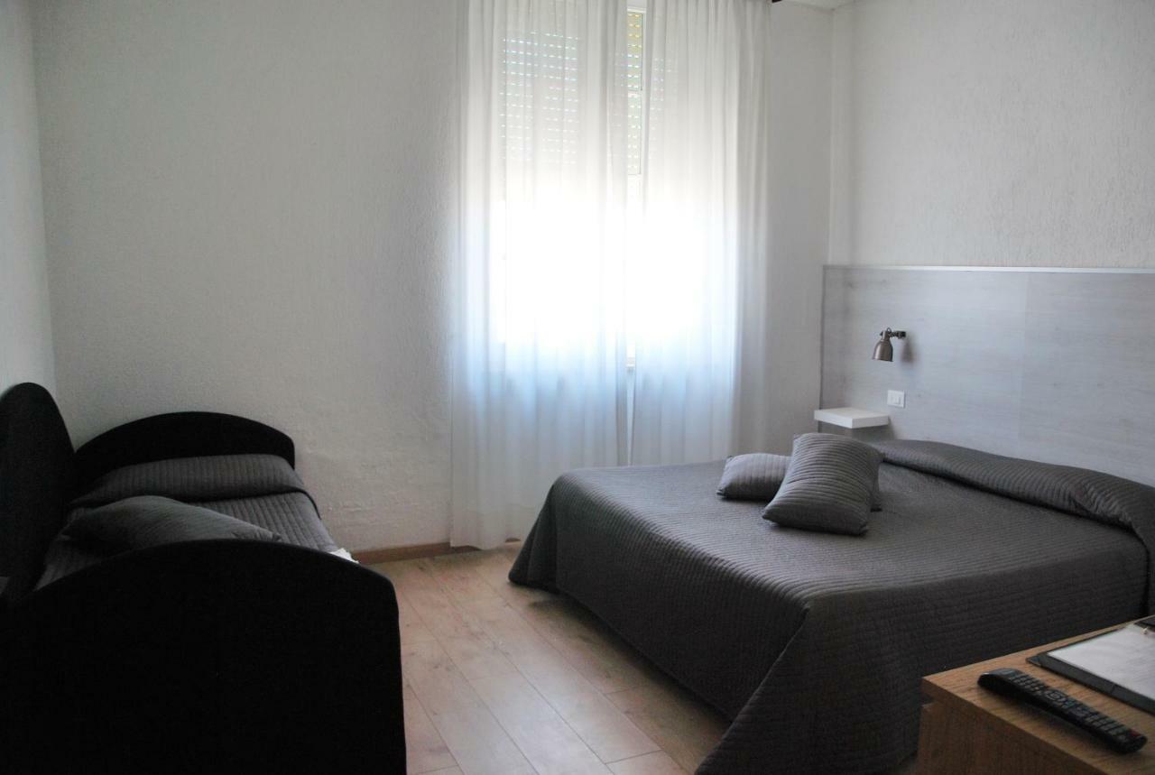 Alba Sul Mare Hotell Lido di Camaiore Eksteriør bilde