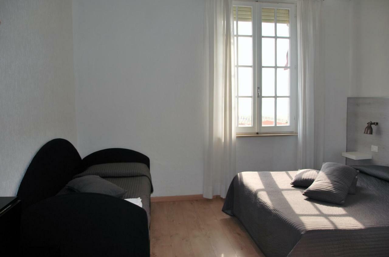 Alba Sul Mare Hotell Lido di Camaiore Eksteriør bilde